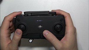 How to Check Controller Battery Level in DJI Mini SE?