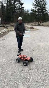 TRaxx E Revo remote control truck