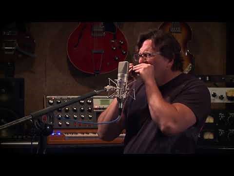 Blues in G on a C Chromatic Harmonica
