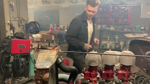 Fabricating rad hose adaptors the easy way 🔥 Here are a couple tricks to use when hooking up your radiator hoses. Hot rodding isn’t about what you can buy, it’s about what you can build | Bad Chad