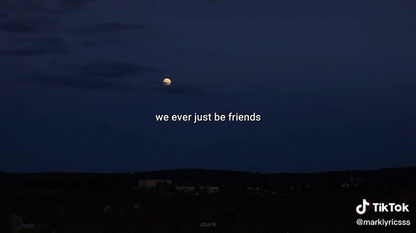 Moon Live Wallpapers - Walk on the Moon with Music!