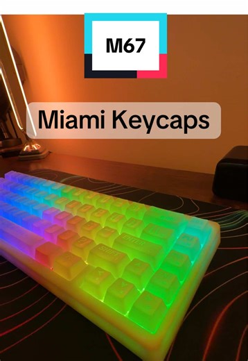 The keyboard that goes viral #gaming #keyboards #rgb #tech #tiktokshopcreatorpicks