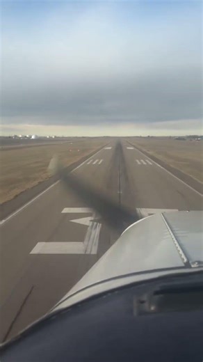 #airplane #flighttraining #flightschool #pilottraining #flying