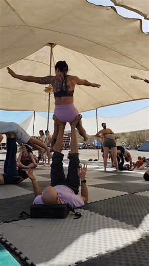 #acroyoga advanced flow #acrobalance #yoga