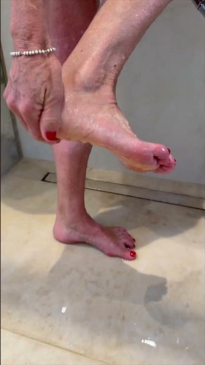 Satisfying Foot Wash & Clean Soles ✨