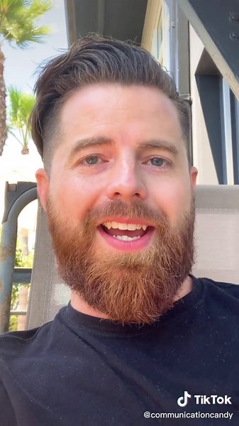 Tips to Stop Shaky Voice and Overcome Speaking Anxiety