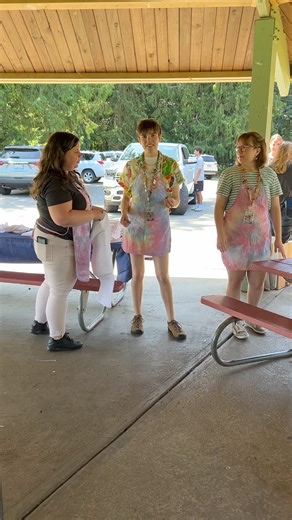 This year's Tie Dye in the Park event at Hillcrest Park with the Mount Vernon Public Library brought hundreds of people, compared to about only 30 in 2022. Family-friendly events like this have helped exponentially increase participation in the summer reading program. Read more at the link in our bio! #mountvernon #mountvernonlibrary #mvsummerreadingprogram #skagit | Skagit Valley Herald
