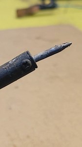 Not many people share how to clean a soldering iron tip. #mobilerepair #soldering #howtomake #mobilerepairing #repair #solderingiron #diyprojects #tips #clean #tools #service | Andi Distorsing