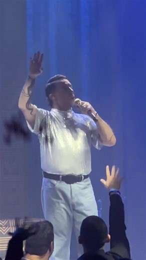 4 πήγε.. Πρεμιέρα Γιώργος Μαζωνάκης @Giorgos Mazonakis Official @Ακτή Πειραιώς #giorgosmazonakis #osozwmazw #mazw #athens #greece