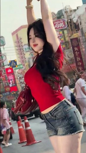 Is Red & Denim even allowed 😍 Summer Daily Look #shorts