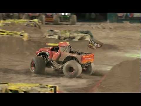 Monster Jam - El Toro Loco Full Freestyle Run from Sun Life Stadium in Miami, FL - 2012
