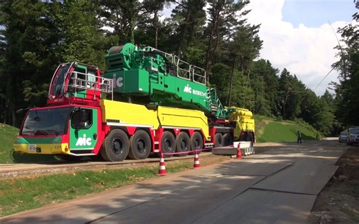 Mic-Liebherr LTM11200NX 全地面起重机转场