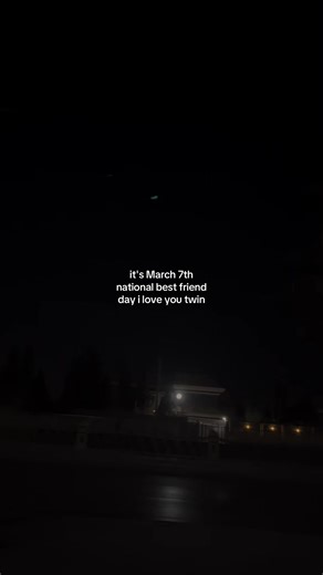 . (@khvn.01)’s video of national best friend day