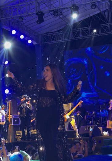 Minyak Wangi ✨ #ayutingting #konser