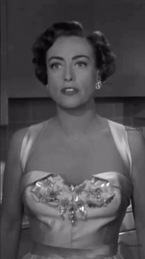 Joan Crawford and Ellen Corby in “Harriet Craig” (1950)☕️#oldhollywood #movies #joancrawford #film