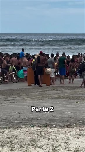 🚨RESUMO: Por volta de 12h35, os bombeiros foram acionados para socorrer um jovem que estava se afogando em Mongaguá. O bombeiro CB PM Ribeiro, que estava com a moto aquática, foi o primeiro a chegar ao local e conseguiu retirar a vítima da água. ⛑️ Em seguida, o soldado PM Felix, o sargento PM Arllen e a soldado PM Joyce iniciaram o atendimento de urgência ali mesmo na areia, realizando os primeiros cuidados até a chegada da equipe de transporte. 🚑 Logo depois, os cabos PM Rogério, PM Siqueira