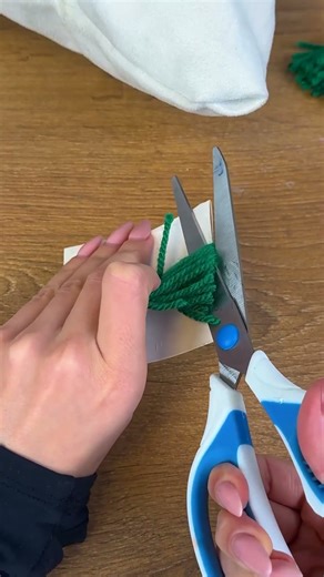 Give your pillow a DIY festive makeover!