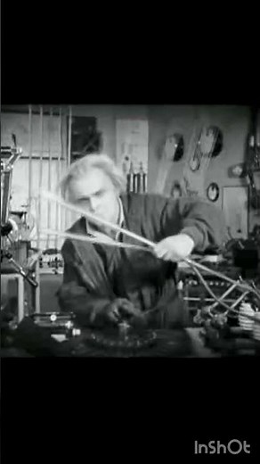Metropolis – The Legendary Robot Transformation Scene (1927)