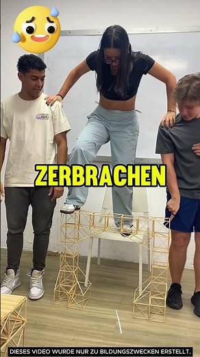 The students built a bridge out of toothpicks! 👩‍🎓👨‍🎓