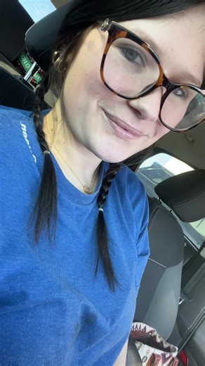 Bailey Sterchi (@bailey.sterchi)’s videos with Southern looking boy from Carolina - Ashley Kutcher