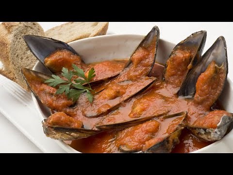Receta de mejillones en salsa de tomate picante - Karlos Arguiñano