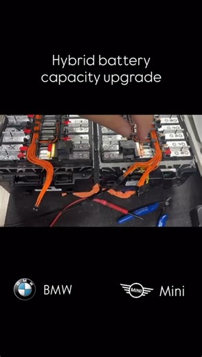 Upgrading the capacity of BMW & Mini hybrid batteries. We don’t follow trends. We set the standards in hybrid technology.💪🔧💻 📍Auto Master Group - Thessaloniki 📍Auto Master Group - Kifisia, Attica Στο Auto Master Group αναβαθμίζουμε τη χωρητικότητα των υβριδικών μπαταριών BMW & Mini. Δεν ακολουθούμε τις τάσεις. Θέτουμε νέα στάνταρ στην υβριδική τεχνολογία. 💪🔧💻 📍Auto Master Group - Θεσσαλονίκη 📍Auto Master Group - Κηφισιά, Αττική #leadership #hybridinnovation #hybridCars #hybridbatteryre