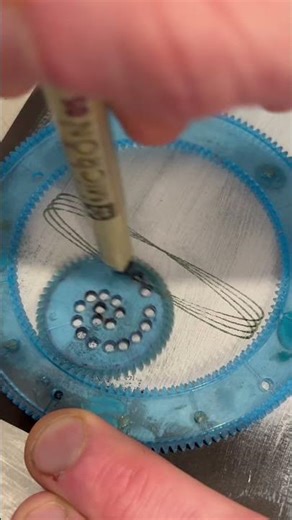 Relaxing Spirograph Drawing for Your Daily Calm