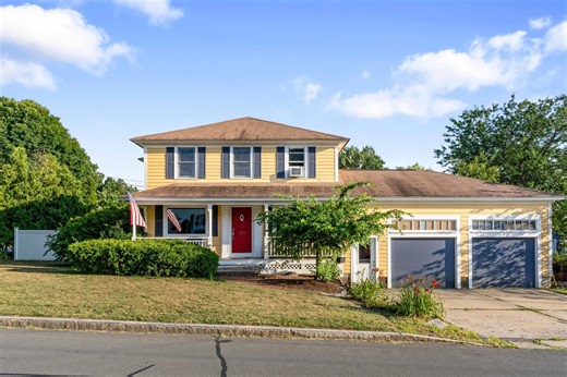 255 Vinton St, Manchester, NH 03103 - MLS 5007813 - Coldwell Banker