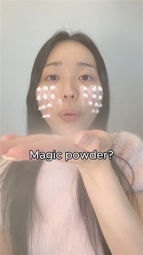 Magic powder moment? ✨