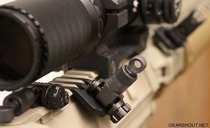 Прицельные приспособления 45° Offset Rail Mounted Micro Folding Sights от Knight’s Armament Company
