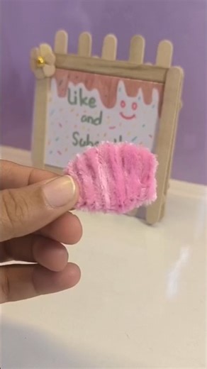 DIY keychain 😱/pipe cleaner craft 🐰#diy #craft #keychain #diykeychain #shorts #ytshorts