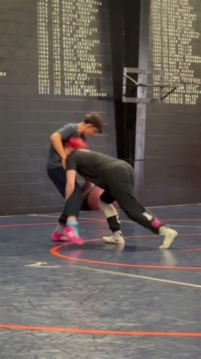 “Level change… drive through… FINISH.” 💥