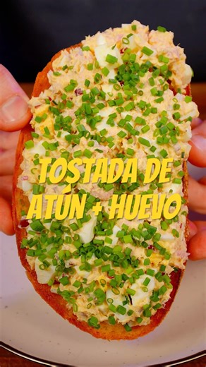 Tuna and Egg Toast // Tuna and Egg Toast