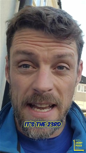 It’s the 23rd of November, which means only one weekend left before December… so it’s officially Christmas lights time! 🎄 This is my favourite job of the whole year. First thing — clear the driveway, because when you’re the Cherry Picker Man, you have to use the cherry picker to put the lights up. And if you’re using a cherry picker… you may as well make a proper effort! 👉 Full video: https://youtu.be/wJRdhDrDRLE #ChristmasLights #CherryPickerMan #RoofingLife | Dan the Cherrypicker Man