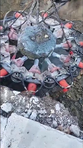 Powerful Pile Head Cutter in Action | Concrete Pile Trimming Technology.