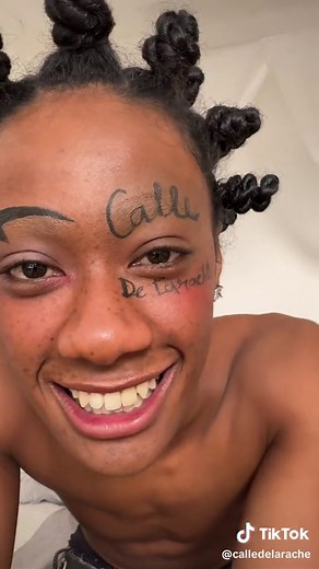 Explorando la Calle de Larache: Cultura y Vida Local