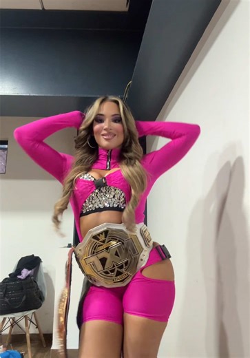 Double Champ: Hips Don't Lie