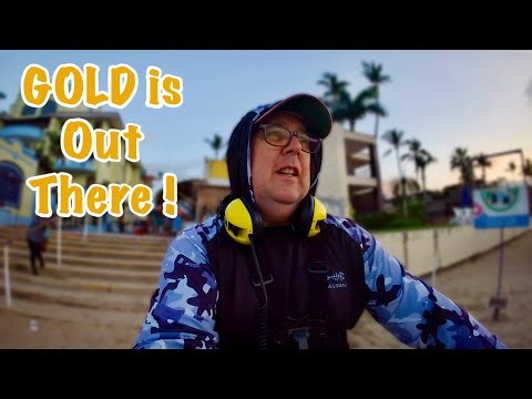 Gold And Rings On The Beach Guayabitos | Metal Detecting ‪@mwcooke8441‬
