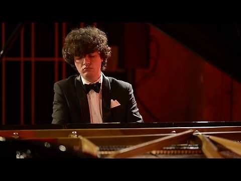 Rémi Geniet - Beethoven - Moonlight Sonata (Clair de Lune) Op.27 No.2 ‪@festival1001notes‬