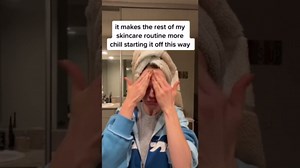 Lavender Essential Oil Roll On - Calming Aromatherapy Oil Roller for Sleep Headaches and Relaxation - Natural Pre-Diluted Sleep Oil for Nighttime Relaxation with Lavender Essential Oil for Skin