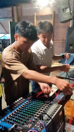 အပြင်က FX ချိတ်ဆက် နည်း (Live Sound)