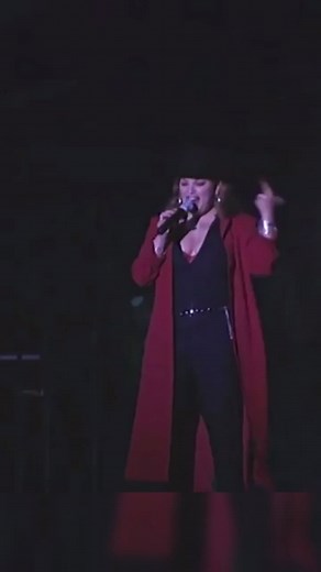 Que me entierren con la banda - Jenni Rivera