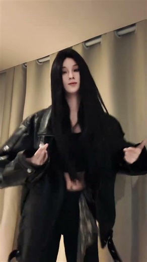 Late Night Dance Challenge: Join the Seductive Moves