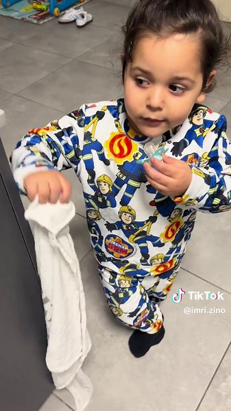 פאפקורן 🍿 מי אוהב 😅 #אימריזינו #tiktokpremium #foryou #popcorn #fypage #ילדיםזהשמחה #fypシ゚viral