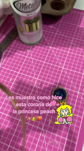 La Princesa peach ya tiene lista su corona👑🍑✨