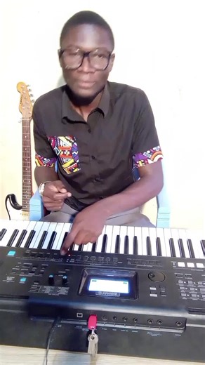 Reggae challenge on tiktok @TRUEBLOOD #novios #shoolife #rock #funny #fyp