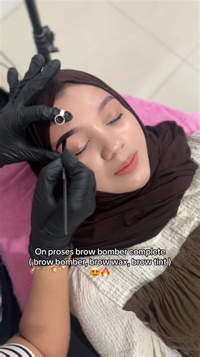 Transformasi Alis dengan Brow Bomber di Semarang
