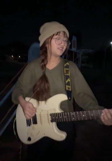 Guitar Solo Cover of Radiohead's Creep