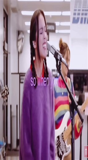 Do You Get Déjà Vu? The Olivia Rodrigo Song & The Feeling Explained