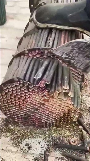 Cutting and recycling process of waste copper pipes